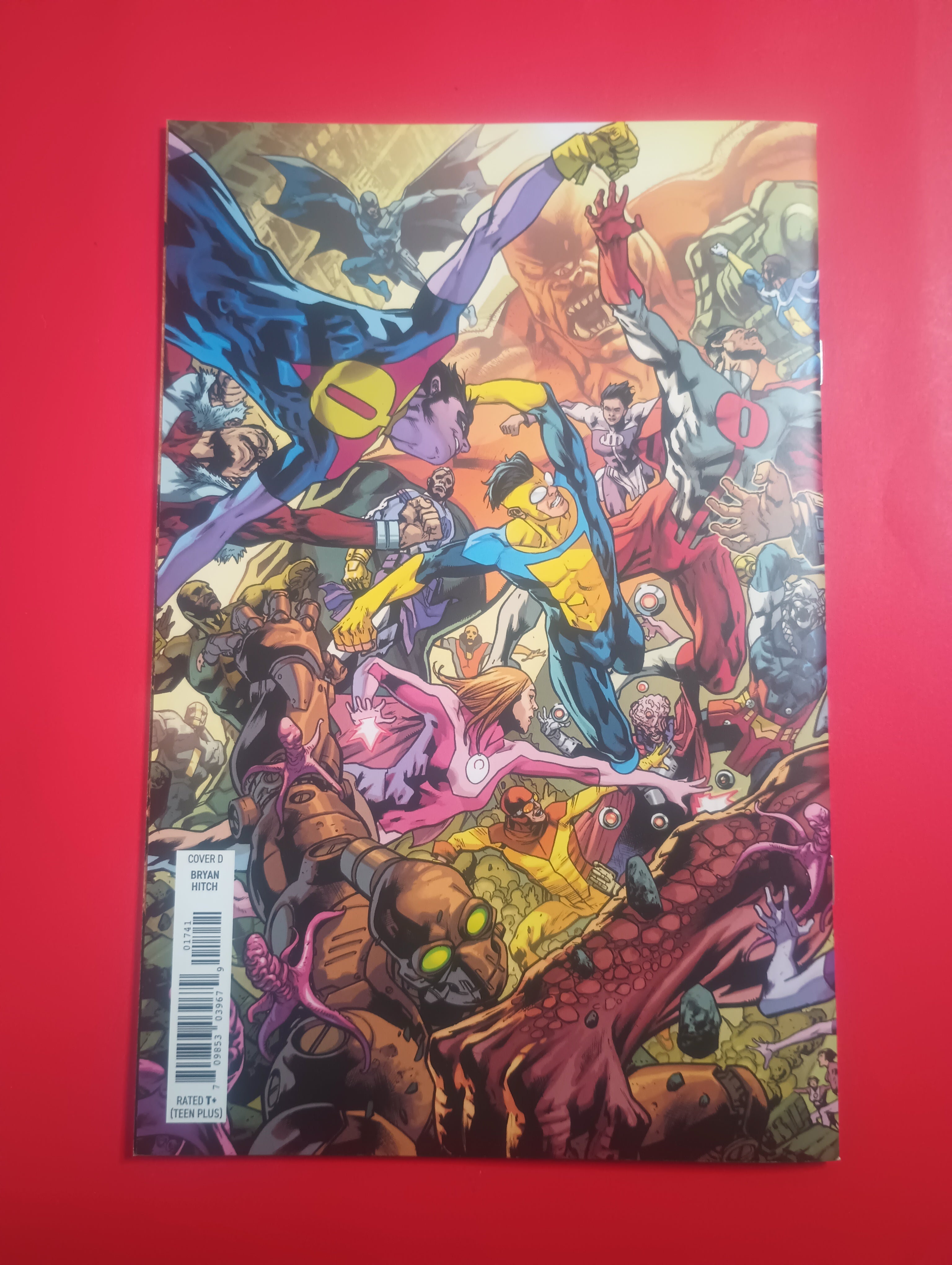 Redcoat #17 Invincible Month Variant